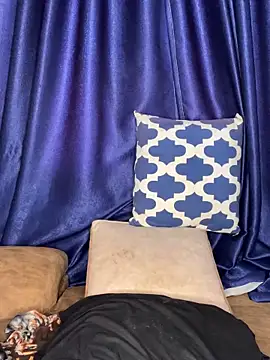 sweetestval online show from November 29, 2025, 6:16 am