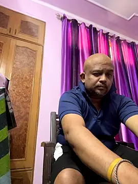 Dick 6inches online show from October 20, 2025, 7:20 am