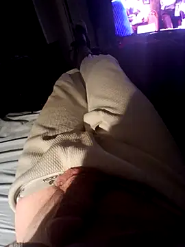 Snapshot of hungandhard87 chatting on March 14, 2026, 3:34 am hungandhard87 online show from March 14, 2026, 3:34 am