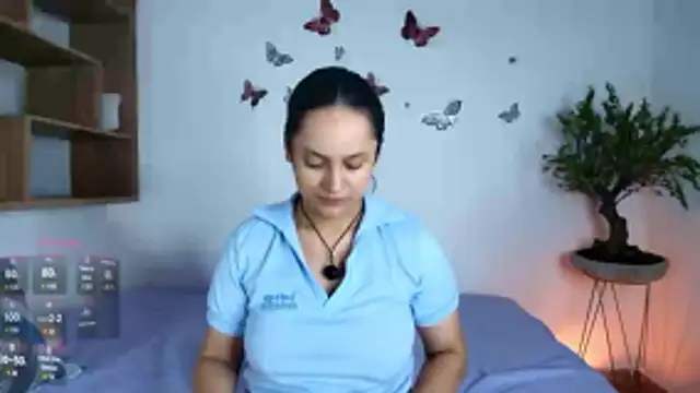 VICTORIABLACK xh online show from November 3, 2025, 11:00 am