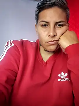 Yessi rousse online show from October 17, 2025, 1:25 pm