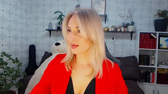 Snapshot of MillaXQueen chatting on March 5, 2026, 2:46 pm MillaXQueen online show from March 5, 2026, 2:46 pm