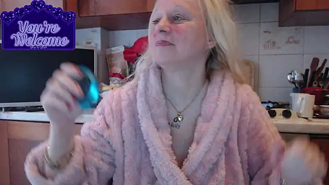 martachatte online show from March 2, 2026, 7:15 am