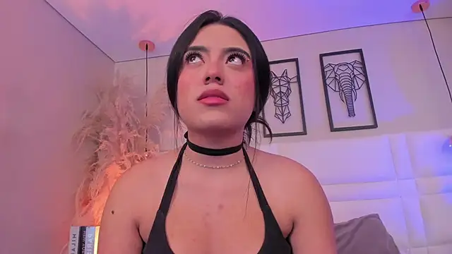 Rebeca jones online show from November 27, 2025, 12:18 pm