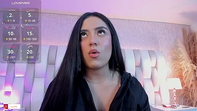 Rebeca jones online show from February 24, 2026, 12:25 pm