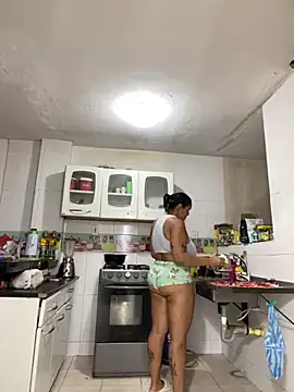 Snapshot of Rossestoner chatting on March 11, 2026, 11:05 am Rossestoner online show from March 11, 2026, 11:05 am