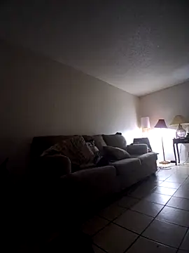 hungpenis210 online show from November 9, 2025, 7:06 am