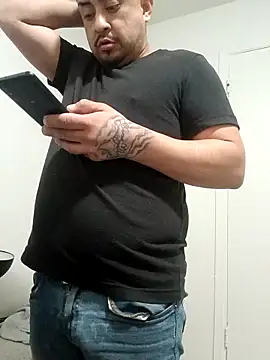 hungpenis210 online show from March 1, 2026, 4:20 pm