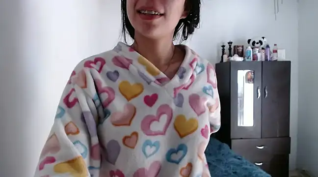 Snapshot of xx_nath_xx chatting on December 9, 2024, 5:08 pm xx nath xx online show from December 9, 2024, 5:08 pm