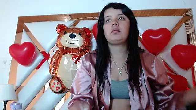 nathaly low1 online show from February 19, 2026, 12:56 pm