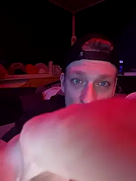 FragileSoftener online show from April 5, 2026, 11:35 pm