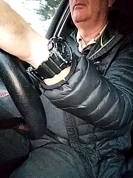 stiffandlubedxh online show from March 19, 2026, 8:24 pm