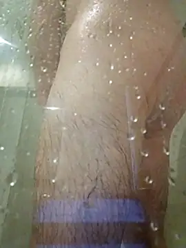 Snapshot of stiffandlubed@xh chatting on April 24, 2026, 10:12 pm stiffandlubedxh online show from April 24, 2026, 10:12 pm