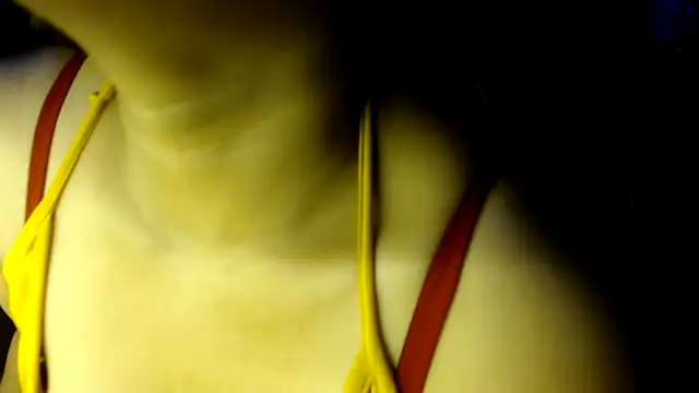 janifer001 online show from March 28, 2026, 12:32 am