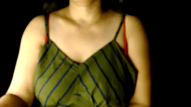 Snapshot of janifer001 chatting on April 29, 2026, 1:53 am janifer001 online show from April 29, 2026, 1:53 am