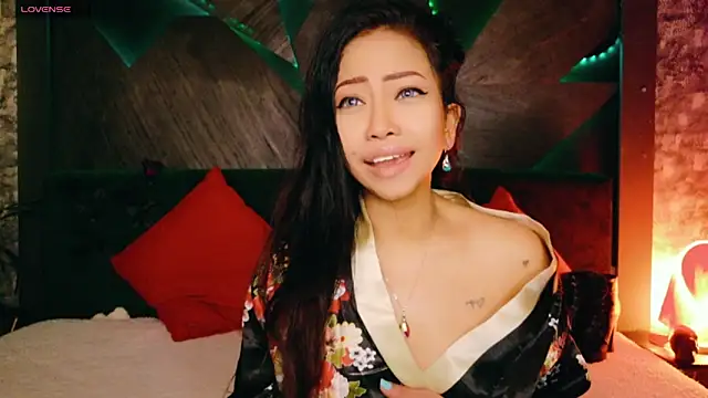 ElyaQuinn online show from February 27, 2026, 7:52 am