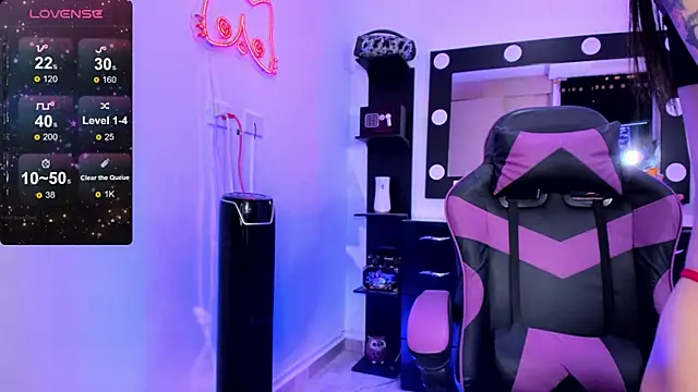 miss kitty online show from September 14, 2025, 11:59 pm