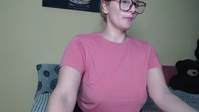 Snapshot of alicesweet21 chatting on January 26, 2025, 11:50 pm alicesweet21 online show from January 26, 2025, 11:50 pm