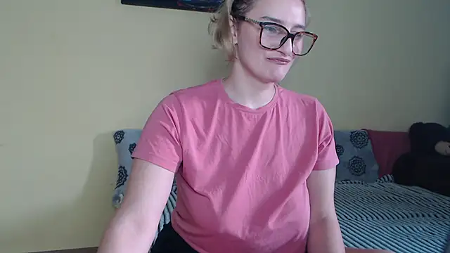 Snapshot of alicesweet21 chatting on January 28, 2025, 6:27 am alicesweet21 online show from January 28, 2025, 6:27 am