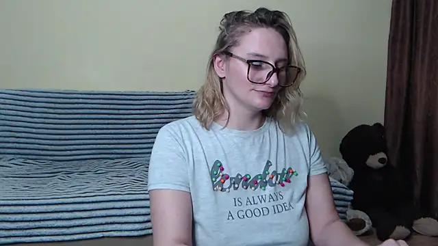 Snapshot of alicesweet21 chatting on February 28, 2025, 5:04 pm alicesweet21 online show from February 28, 2025, 5:04 pm