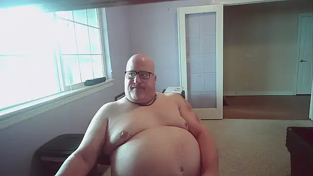 Snapshot of Bigbear0563 chatting on December 17, 2024, 4:43 pm Bigbear0563 online show from December 17, 2024, 4:43 pm