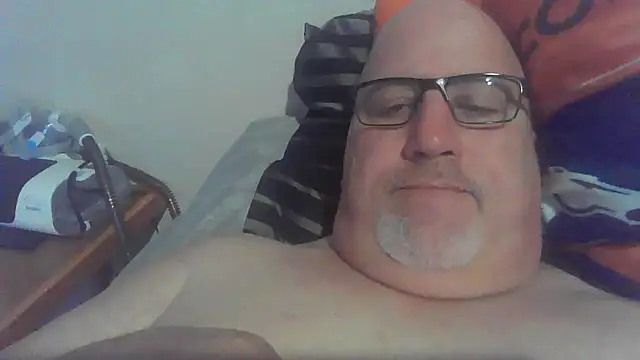 Snapshot of Bigbear0563 chatting on December 29, 2024, 8:37 pm Bigbear0563 online show from December 29, 2024, 8:37 pm