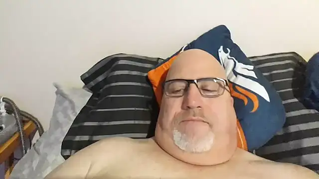 Snapshot of Bigbear0563 chatting on February 9, 2025, 4:18 pm Bigbear0563 online show from February 9, 2025, 4:18 pm