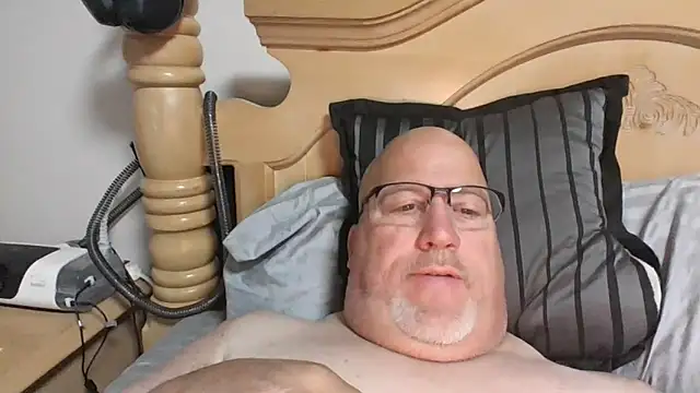 Snapshot of Bigbear0563 chatting on October 13, 2025, 4:07 pm Bigbear0563 online show from October 13, 2025, 4:07 pm