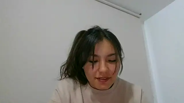  andygirl online show from November 14, 2025, 9:46 pm