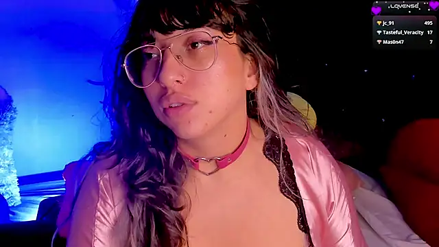 Piafisher1 online show from March 12, 2025, 4:46 pm