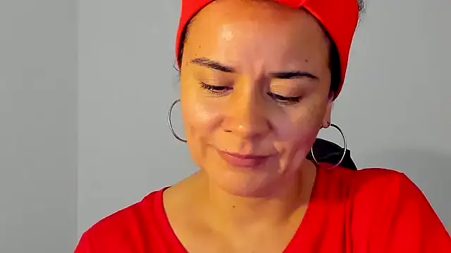 Sami Hotie1 online show from February 3, 2026, 9:20 pm