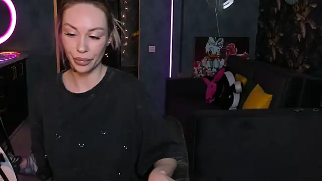 Blckmirrorr online show from November 8, 2025, 10:26 am