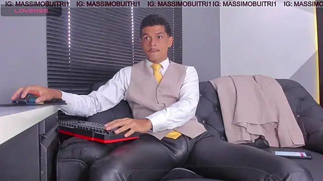 Snapshot of massimo_g chatting on April 29, 2026, 2:21 pm massimo g online show from April 29, 2026, 2:21 pm