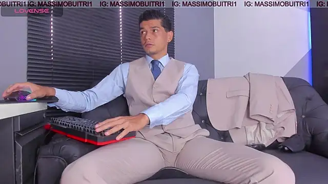 Snapshot of massimo_g chatting on May 8, 2026, 12:54 pm massimo g online show from May 8, 2026, 12:54 pm