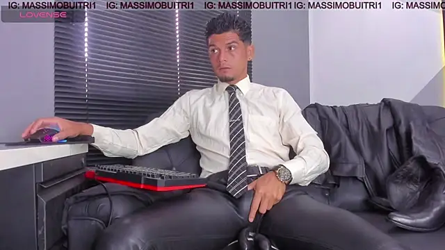 Snapshot of massimo_g chatting on June 2, 2026, 1:02 pm massimo g online show from June 2, 2026, 1:02 pm