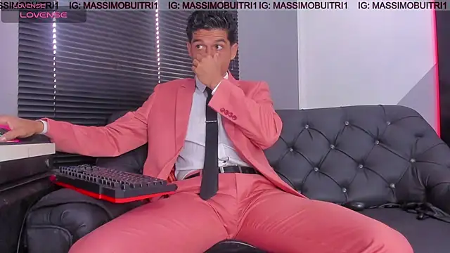 Snapshot of massimo_g chatting on July 1, 2026, 12:51 pm massimo g online show from July 1, 2026, 12:51 pm