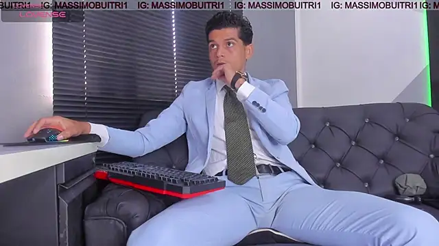 Snapshot of massimo_g chatting on July 10, 2026, 12:19 pm massimo g online show from July 10, 2026, 12:19 pm