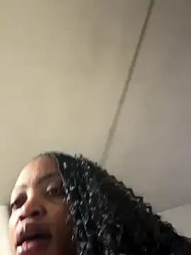 BedroomBullyX5 online show from September 15, 2025, 9:53 am