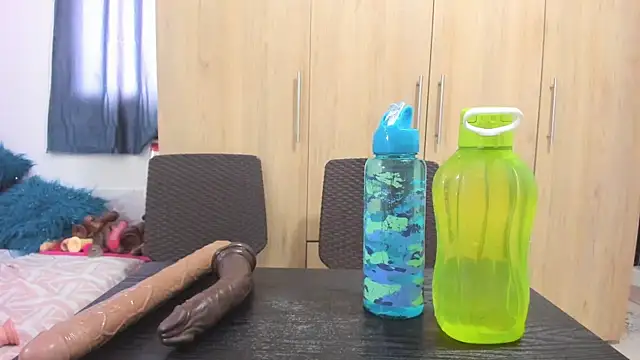 Snapshot of andreita_trujillos chatting on October 4, 2025, 1:53 pm andreita trujillos online show from October 4, 2025, 1:53 pm