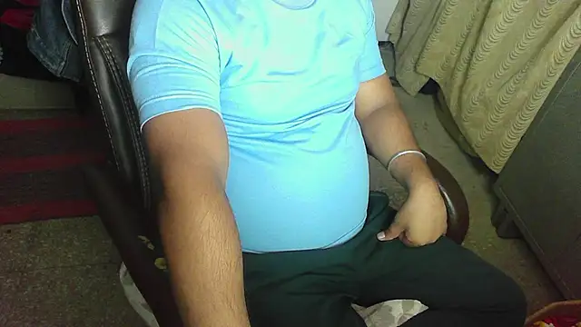 rentarob online show from November 27, 2025, 5:04 pm