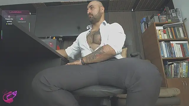 Leon 1234 online show from February 12, 2026, 4:24 pm