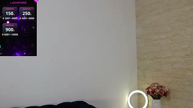 Snapshot of Kailynn_Moenn chatting on December 4, 2024, 10:30 pm Kailynn Moenn online show from December 4, 2024, 10:30 pm