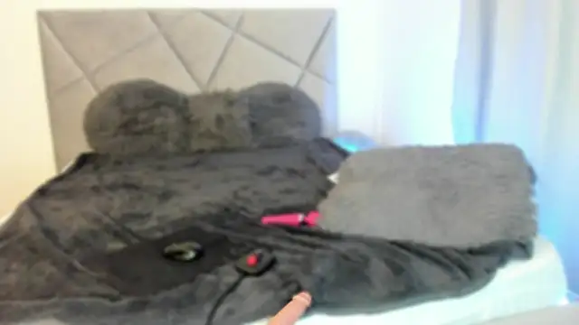 BlueEyesLexy online show from January 14, 2025, 11:42 am