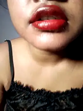 Hotlisa online show from March 14, 2026, 5:29 pm