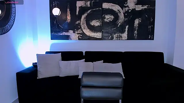 DannaCruz online show from March 7, 2025, 7:16 pm