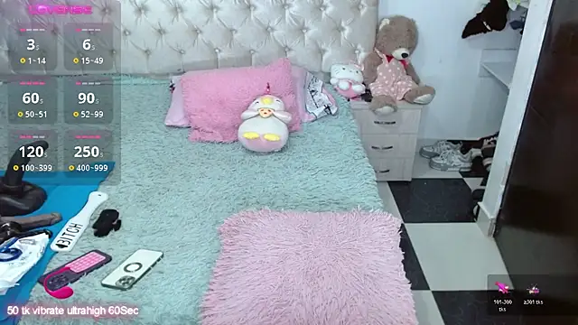 sara will4u online show from October 19, 2025, 8:20 pm