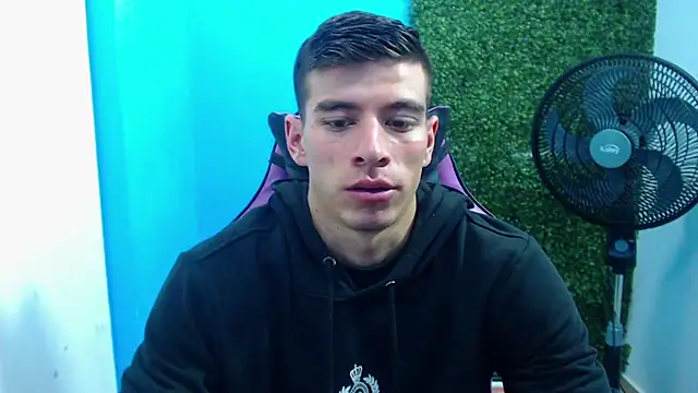 DEIBY BABY online show from January 4, 2025, 12:37 am