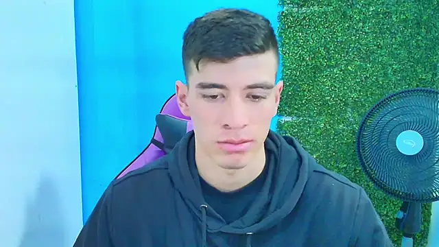 DEIBY BABY online show from February 17, 2025, 6:48 pm