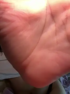 Natur4lBeautyb33 online show from October 2, 2025, 1:07 pm