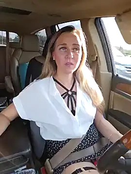 SkyelarSommer online show from February 2, 2025, 9:23 pm